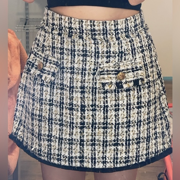 Skirt - Picture 3 of 4